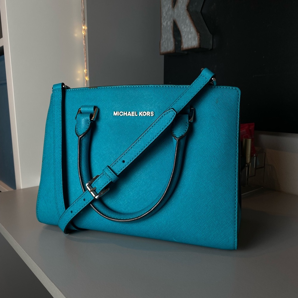 Michael Kors Crossbody Purse